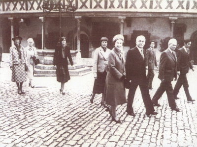 Alain Suguenot rappelle un joli souvenir en mémoire de la Reine Elisabeth II à Beaune 