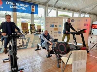 Stade de rugby de Beaune - Les premiers relais du Beaunathlon sont lancés