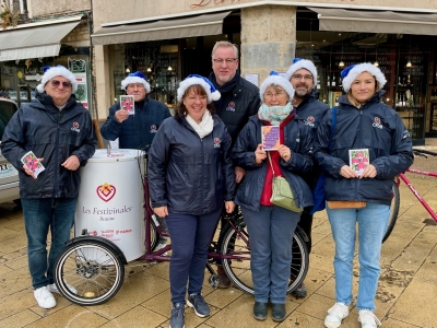 Beaune – Les Petits Lutins Bleus ouvrent la magie de Festi’Noël