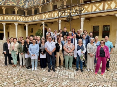 Beaune – Les Hospices Civils honorent l’engagement hospitalier de 50 agents lors de la cérémonie des médailles 2025