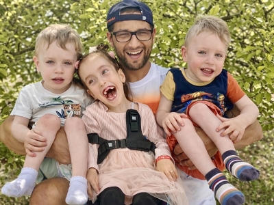 De Marseille à Dijon en courant : le défi solidaire de Mika Habib fait étape à Beaune ce samedi 25 avril