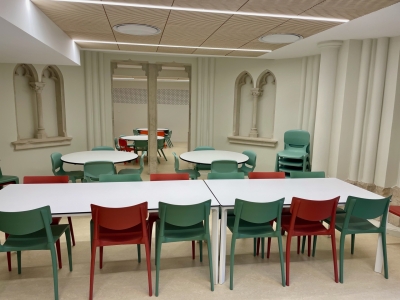Beaune – Saint-Cœur : la chapelle néo-gothique renaît en salle de restauration lumineuse et conviviale