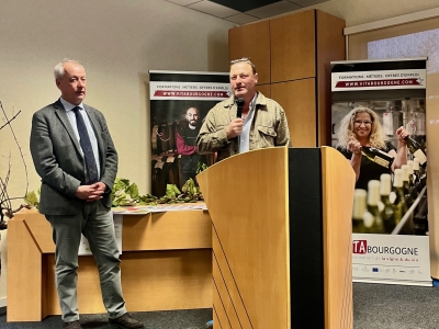 Beaune – « On peut être heureux dans les vignes ou dans les caves » : VITA Bourgogne, 5 ans au service des métiers du vin