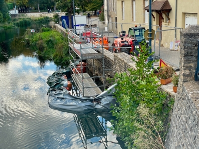 Beaune – Pont des Oies : un camion aurait endommagé le mur de soutènement, des travaux engagés en urgence