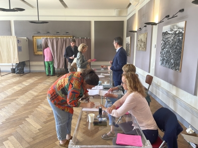 Législatives - Taux de participation de 48,67 % à 15 h à Beaune
