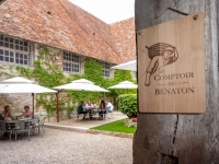 Œnotourisme - Le Comptoir du Bénaton, la nouvelle offre du château du Clos de Vougeot 