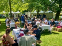 Festival Belen à Beaune - Pique-nique des Chefs : un festin à ciel ouvert sous les arbres de la Bouzaize