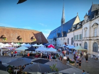 Beaune CFBD - Place à l'été avec le 1er marché de la saison des Festivinales le dimanche 2 juin