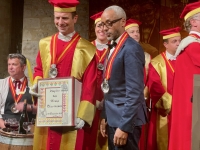 Mode 2 intronisé au Clos de Vougeot : un artiste célébré, une affiche revisitée