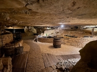 Beaune - Jean-Louis Martin, l’homme qui creusa son rêve dans le ventre de la montagne : immersion dans la grotte de La Terre d’Or