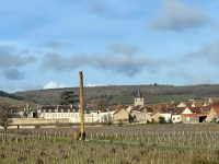 Bourgogne - Les tours antigel et les éoliennes : deux solutions innovantes au service des viticulteurs face aux risques de gel