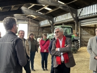 Claude Gruffat, un eurodéputé qui a pris son bâton de pèlerin en faveur du bio, ce jeudi à Beaune 