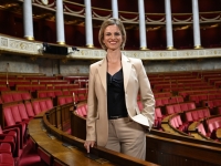 «  Clair et net ! Raphaël Glucksmann est candidat à la présidence de la République ! » pour la députée Océane Godard