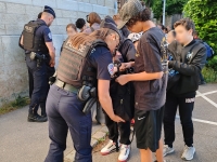 Lutte contre les violences scolaires : Opération aux abords d’un collège et d’un lycée à Dijon