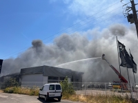 Nuits-Saint-Georges - Important incendie dans un entrepôt du garage Mercedes Aubin