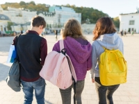 Meilleurs lycées et collèges en 2025 : franceinfo publie les indicateurs de réussite de tous les établissements en France