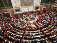 Les députés approuvent la mise en place d’une taxe de deux euros pour les « petits colis »