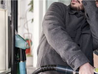 Comment bénéficier de l'aide aux grands rouleurs, étendue à plus de 5 millions de Français face à la hausse des prix des carburants ?