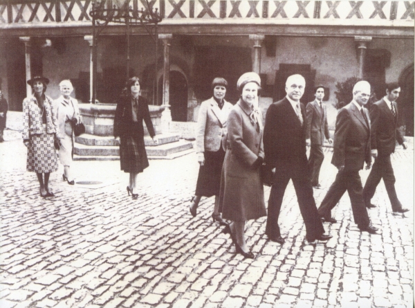 Alain Suguenot rappelle un joli souvenir en mémoire de la Reine Elisabeth II à Beaune 