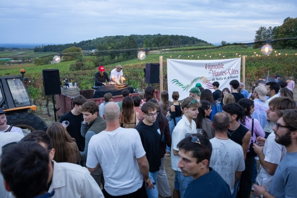 Villers-la-Faye – Le Trafic Bar confirme son succès avec 1 200 personnes au cœur des Hautes-Côtes