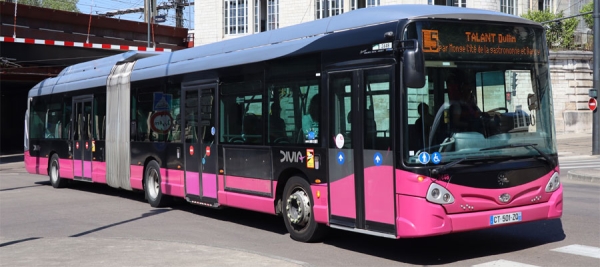 Agression d’une conductrice Divia à Dijon : la Ville et la Métropole condamnent avec fermeté