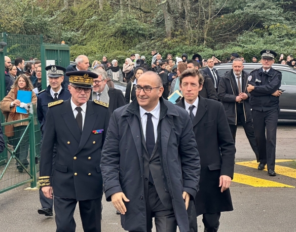 Deux ministres en visite à Dijon après l'incendie criminel au collège Champollion