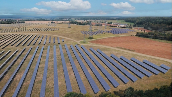 Akuo clôture une série de levées de fonds en financement participatif totalisant plus de 5 millions d’euros pour ses projets en Côte-d’Or  