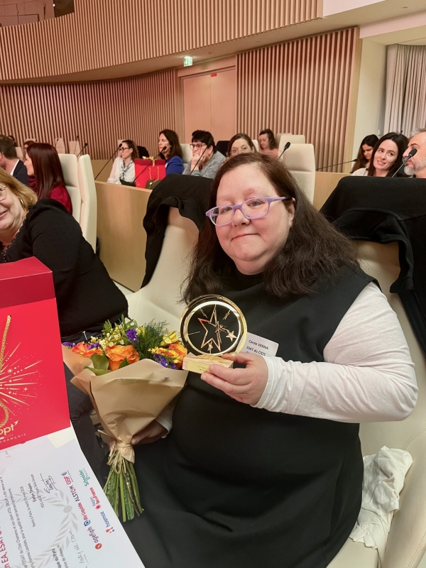 Beaune – Carole Verna de l’Esat du Clos Chameroy récompensée à Paris pour son parcours exemplaire