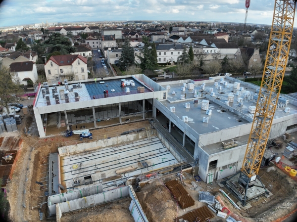 Beaune - Images du jour : le chantier de la piscine vu du ciel