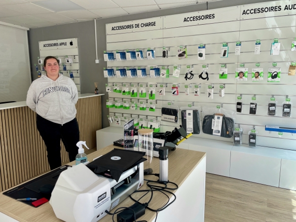 Beaune - Donner une seconde vie aux smartphones : Replayce a ouvert sa boutique rue du Tribunal