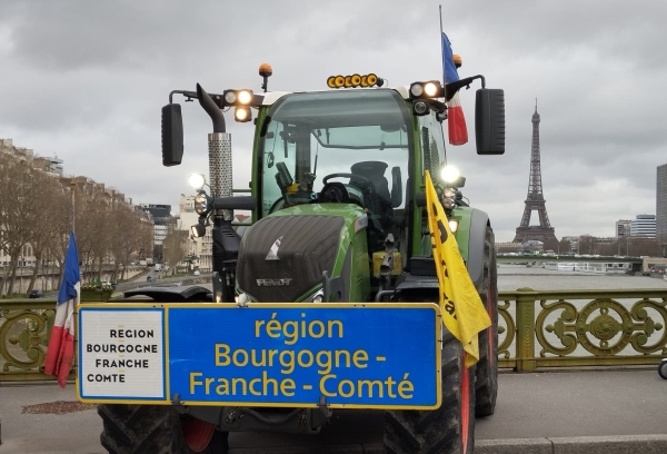 Bourgogne - Franche-Comté - Agriculteurs en colère : Les tracteurs de la Coordination Rurale BFC à Paris