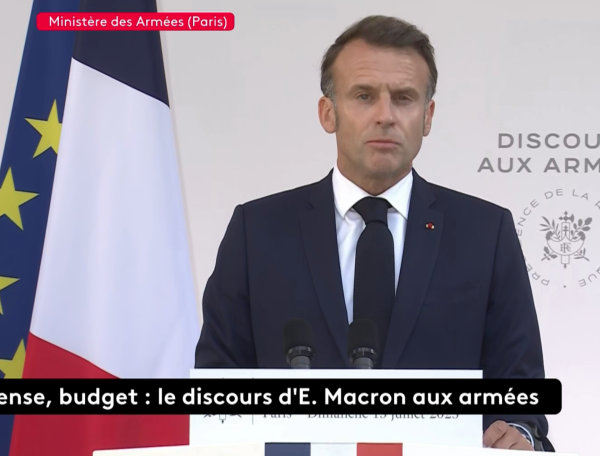 Discours d’Emmanuel Macron aux armées : le président de la République annonce des efforts budgétaires pour la défense de 3,5 milliards d’euros en 2026 et 3 milliards en 2027