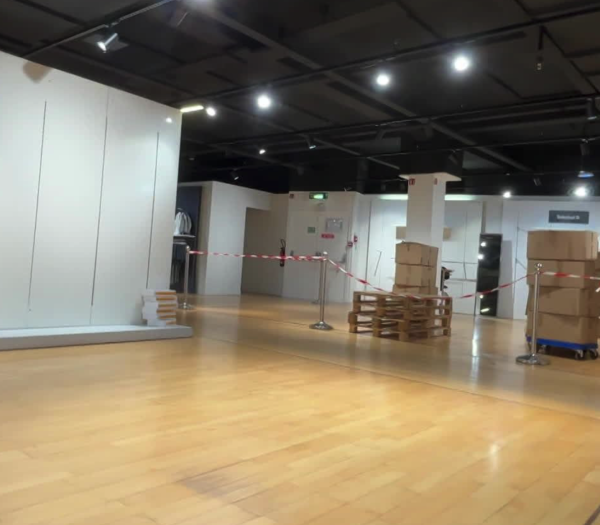 "C'est d'une tristesse" : rayons fermés, départ de nouvelles marques, le BHV en grande difficulté ?