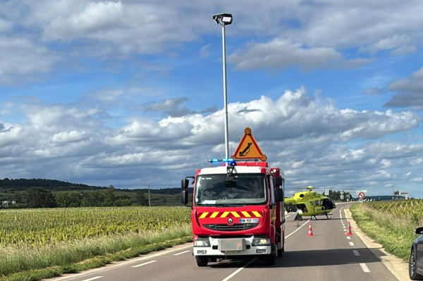 Volnay - Un motard en arrêt cardiaque après un grave accident sur la RD974