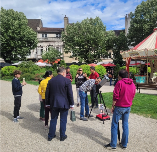 Beaune - Deux observations astronomiques gratuites place Carnot pour clôturer la saison