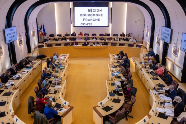 Commission permanente de la Région - 62,3M€ de financements régionaux votés