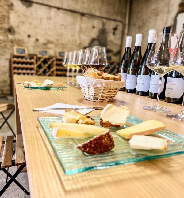 Dégustation commentée : accords fromages et vins à la Maison Shaps à Meursault
