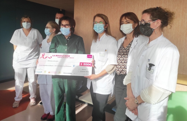Beaune - Remise de chèque de 1 200 € au Centre Hospitalier de Beaune récoltés lors de « La Boucle Rose » pour la lutte contre le cancer du sein
