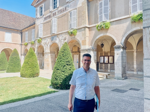 Beaune - De la campagne aux premières réalisations : les 100 jours de Pierre Bolze à l’Hôtel de Ville