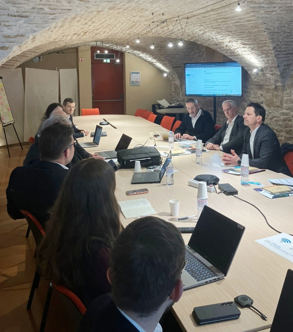 Jérôme Durain annonce une mission de renforcement de la cybersécurité pour les opérateurs régionaux