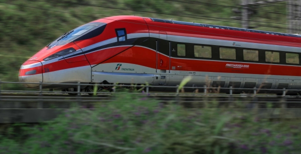 Deux TGV Trenitalia bloqués toute la nuit entre l’Yonne et la Côte-d’Or, trafic repris ce matin