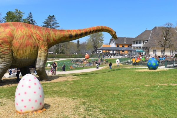 Dans le Doubs le Dino-Zoo se prépare à accueillir Pâques 