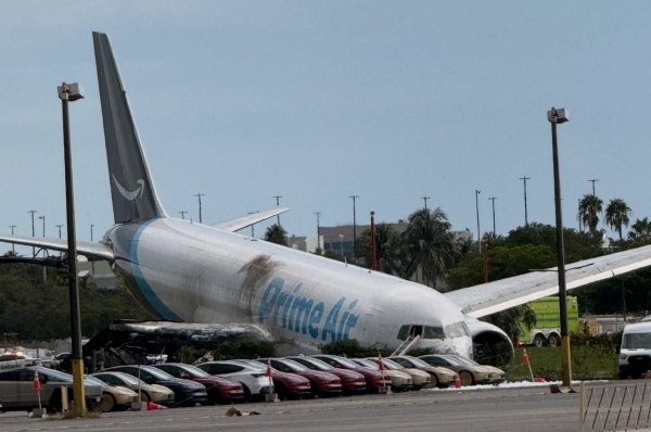 États-Unis : Au moins 5 morts et plusieurs blessés après l’atterrissage raté d’un Boeing 767F cargo Amazon Prime à l’aéroport de Miami