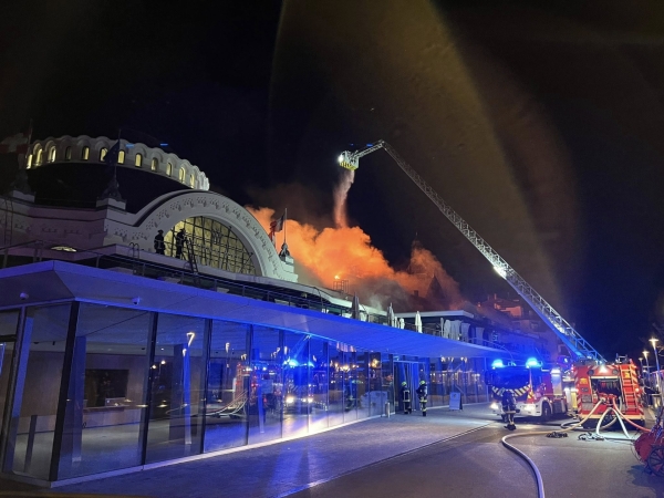 Le Casino d'Evian-les-Bains ravagé par un incendie 