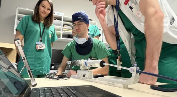 Une première médicale et une innovation : une intervention majeure en cardiologie au CHU de Dijon