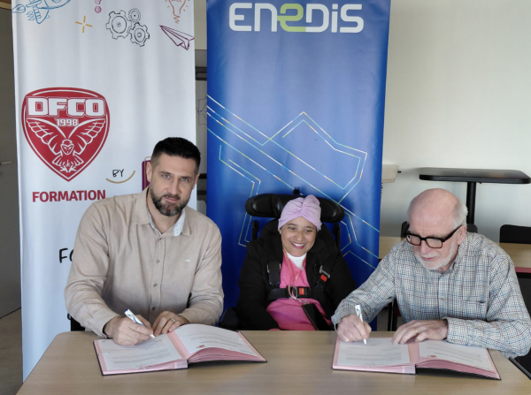 Enedis et l’association DFCO Foot Fauteuil renouvellent leur partenariat pour soutenir l’inclusion par le sport